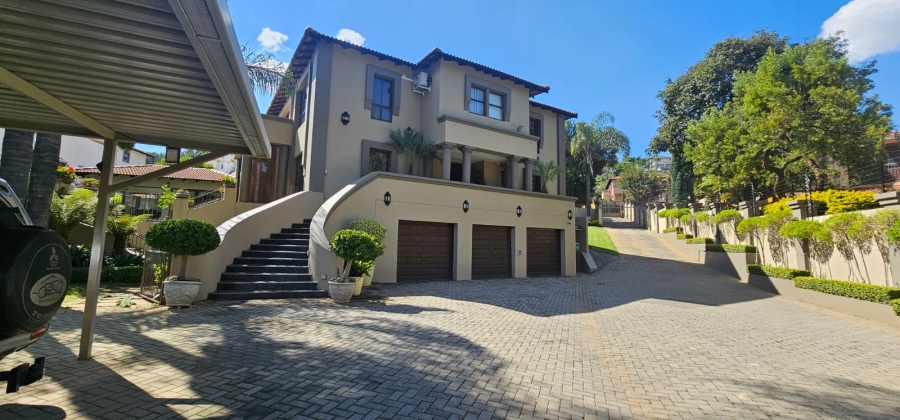 5 Bedroom Property for Sale in Waterkloof Ridge Gauteng