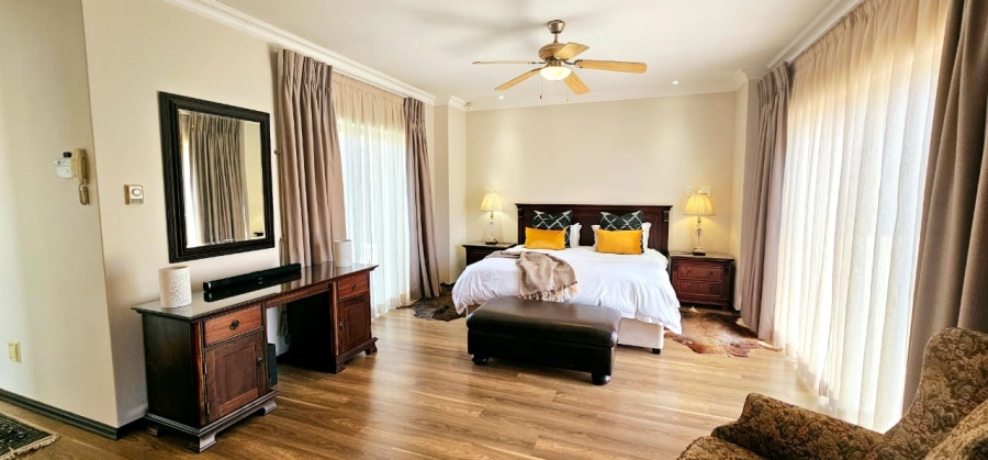 5 Bedroom Property for Sale in Waterkloof Ridge Gauteng