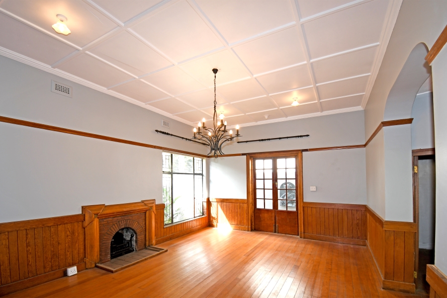 10 Bedroom Property for Sale in Parktown Gauteng