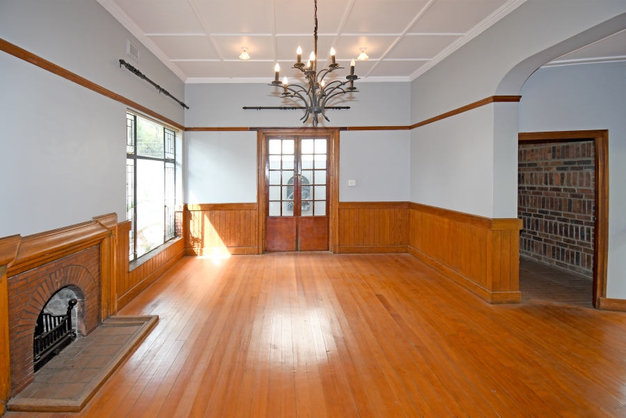 10 Bedroom Property for Sale in Parktown Gauteng