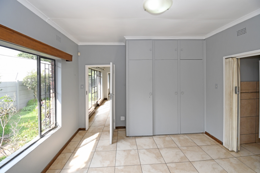 10 Bedroom Property for Sale in Parktown Gauteng