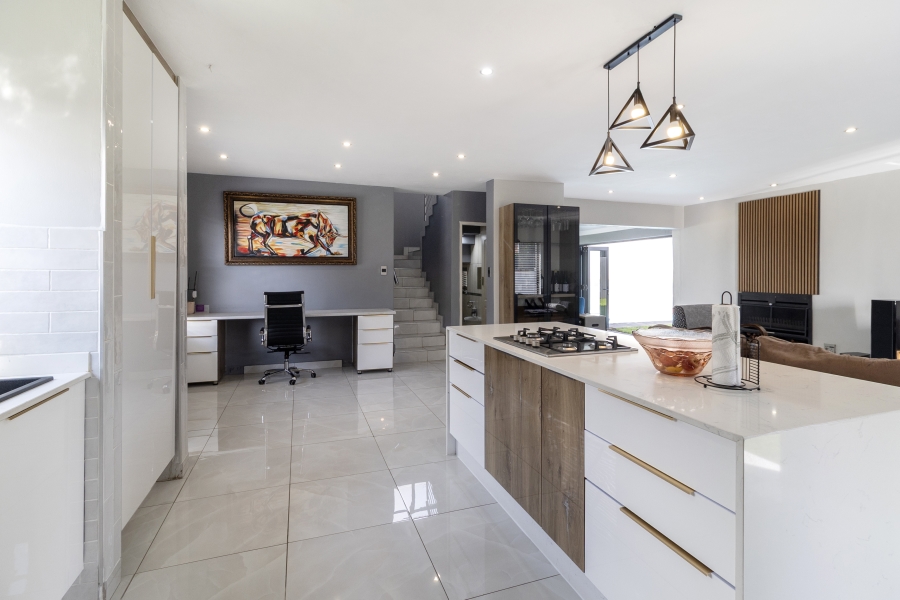 3 Bedroom Property for Sale in Olympus AH Gauteng
