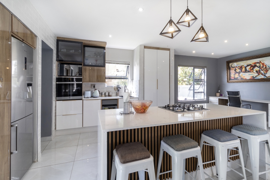 3 Bedroom Property for Sale in Olympus AH Gauteng