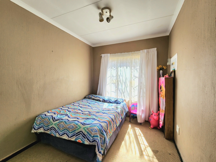 2 Bedroom Property for Sale in Wilgeheuwel Gauteng