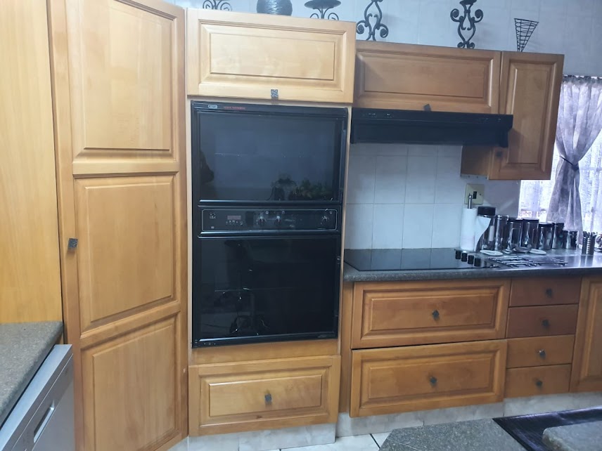 4 Bedroom Property for Sale in Glen Marais Gauteng