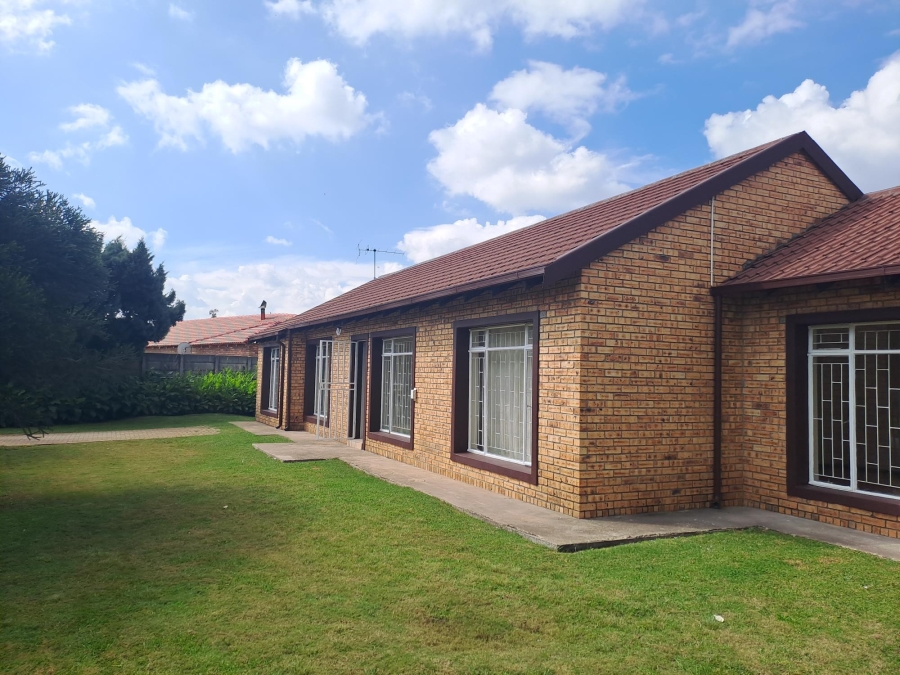3 Bedroom Property for Sale in Brakpan North Gauteng