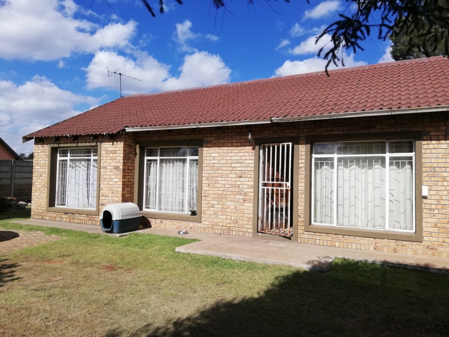 3 Bedroom Property for Sale in Brakpan North Gauteng