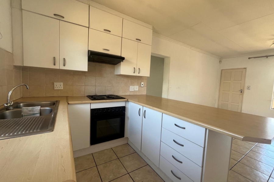 2 Bedroom Property for Sale in Strubensvallei Gauteng