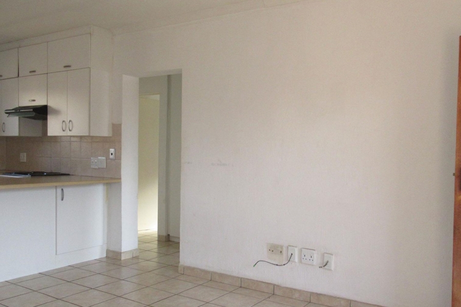 2 Bedroom Property for Sale in Strubensvallei Gauteng