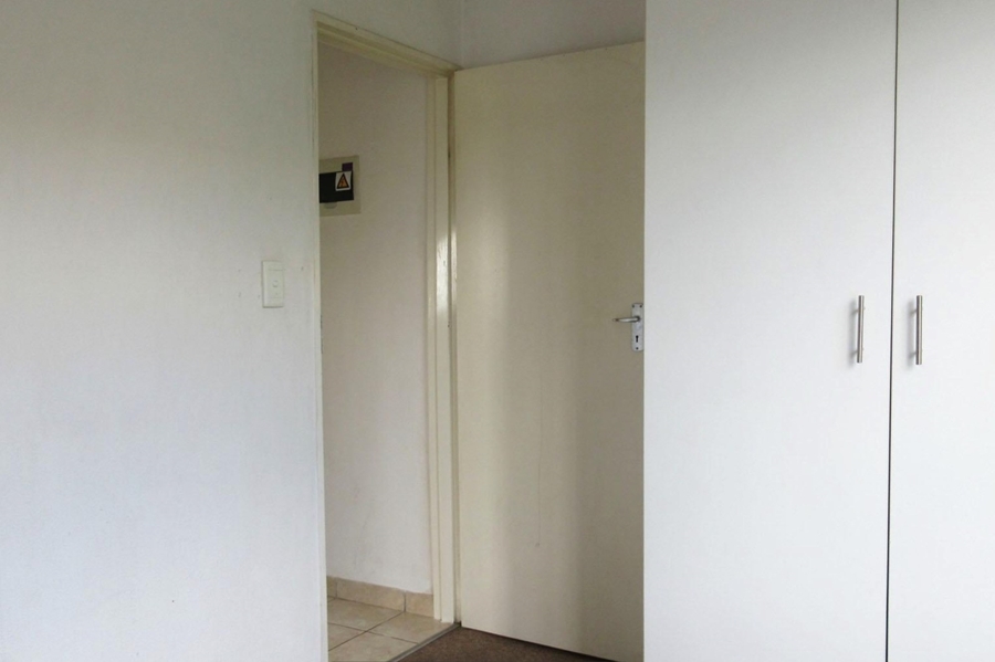 2 Bedroom Property for Sale in Strubensvallei Gauteng
