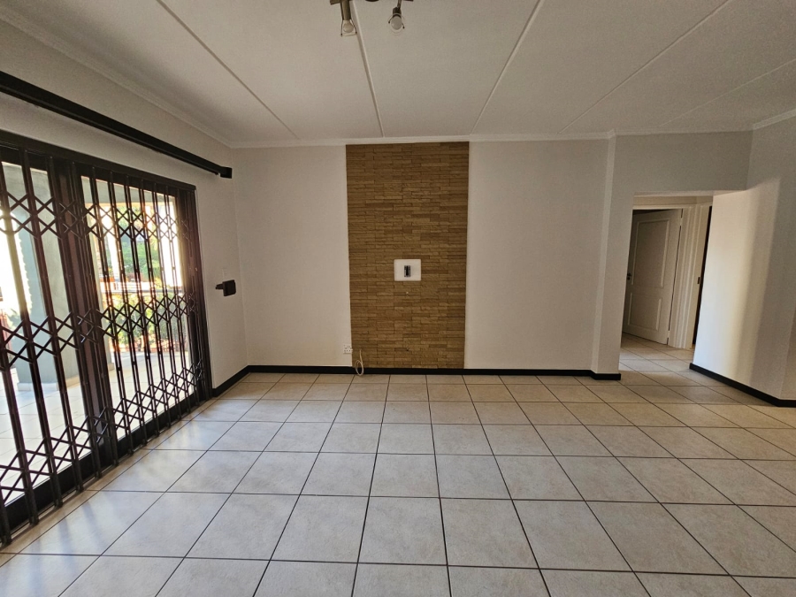 To Let 2 Bedroom Property for Rent in Solheim Gauteng
