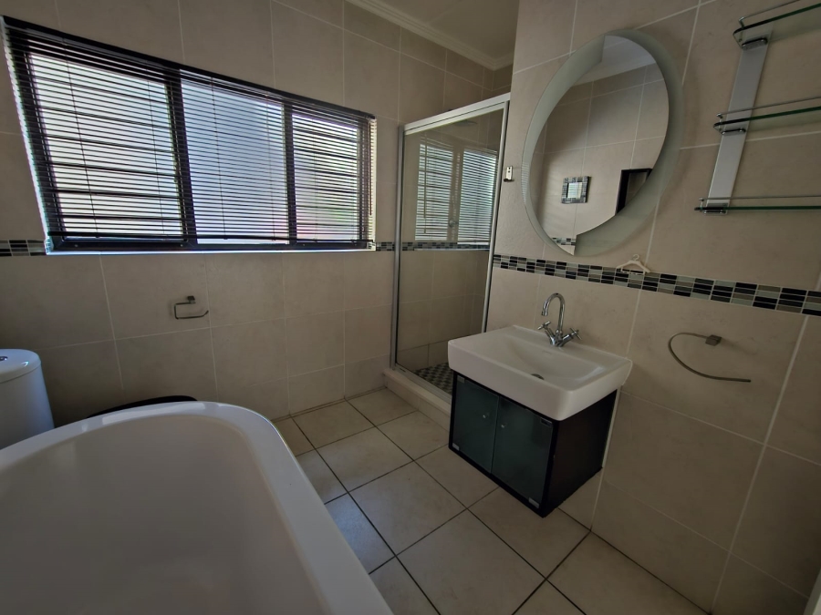 To Let 2 Bedroom Property for Rent in Solheim Gauteng