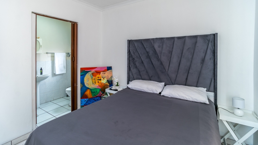 2 Bedroom Property for Sale in Noordwyk Gauteng