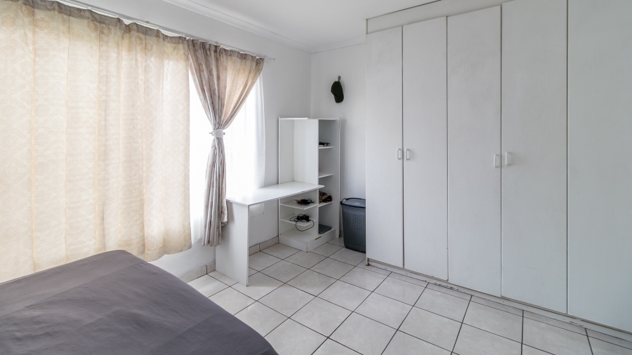 2 Bedroom Property for Sale in Noordwyk Gauteng