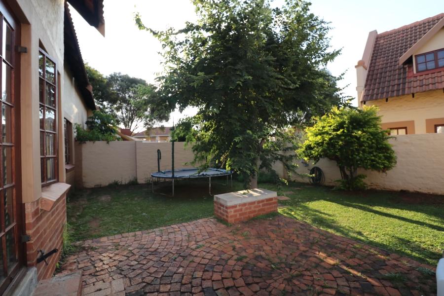 3 Bedroom Property for Sale in Equestria Gauteng