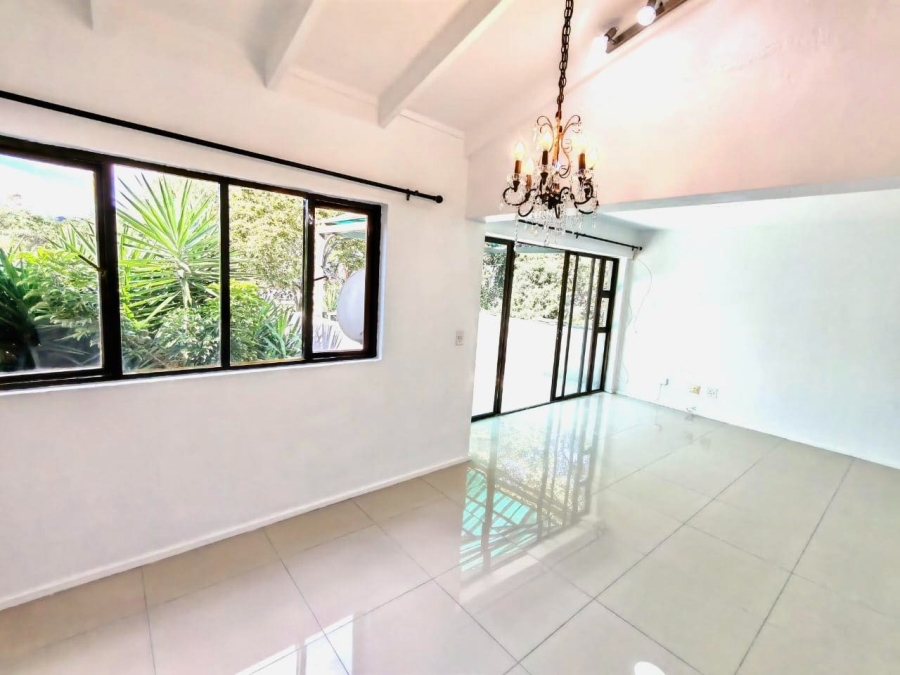 To Let 2 Bedroom Property for Rent in Strathavon Gauteng