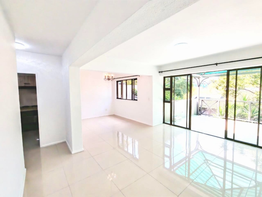 To Let 2 Bedroom Property for Rent in Strathavon Gauteng