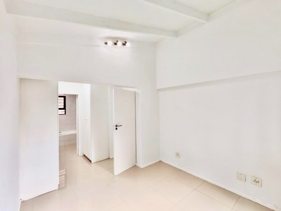 To Let 2 Bedroom Property for Rent in Strathavon Gauteng