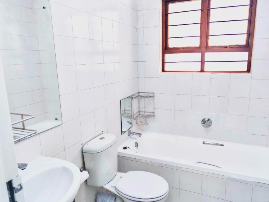 To Let 2 Bedroom Property for Rent in Strathavon Gauteng