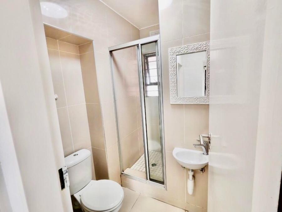 To Let 2 Bedroom Property for Rent in Strathavon Gauteng
