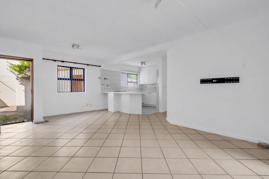To Let 2 Bedroom Property for Rent in Parkmore Gauteng