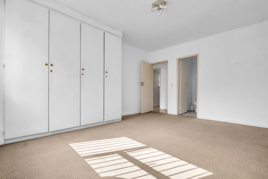 To Let 2 Bedroom Property for Rent in Parkmore Gauteng