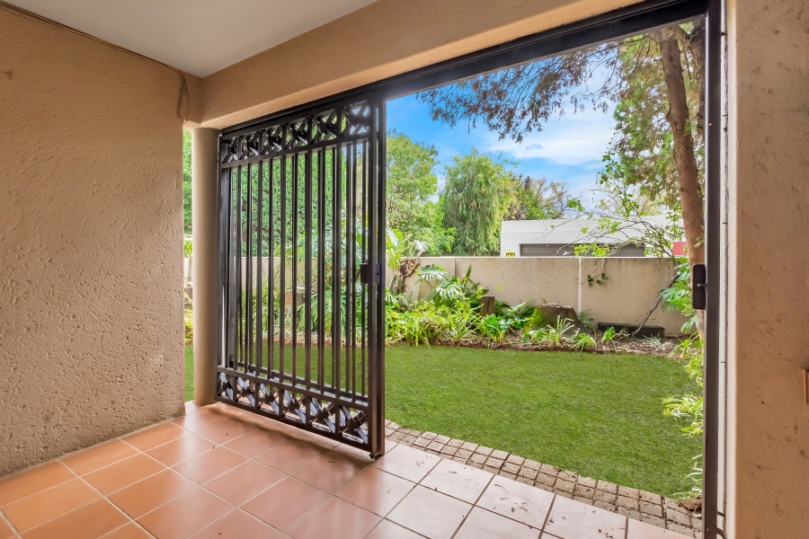 To Let 2 Bedroom Property for Rent in Parkmore Gauteng