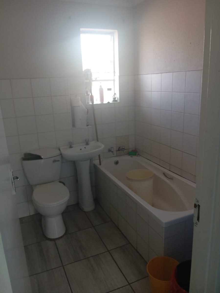 2 Bedroom Property for Sale in Kempton Park Central Gauteng