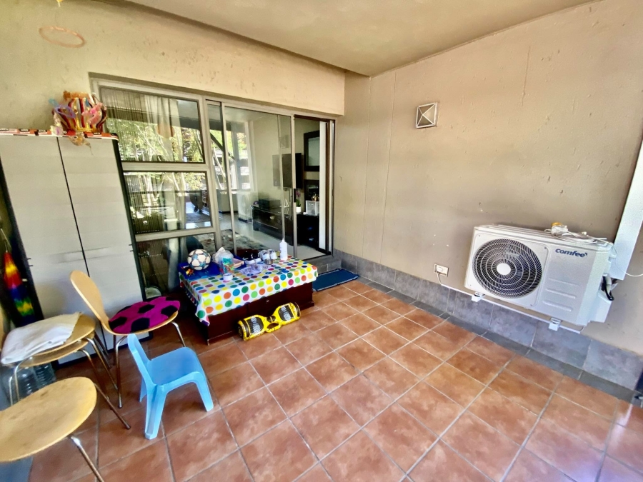 To Let 2 Bedroom Property for Rent in Morningside Gauteng