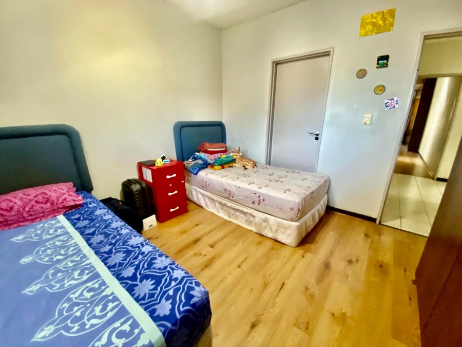 To Let 2 Bedroom Property for Rent in Morningside Gauteng