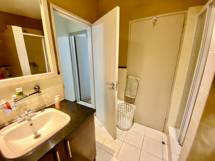 To Let 2 Bedroom Property for Rent in Morningside Gauteng