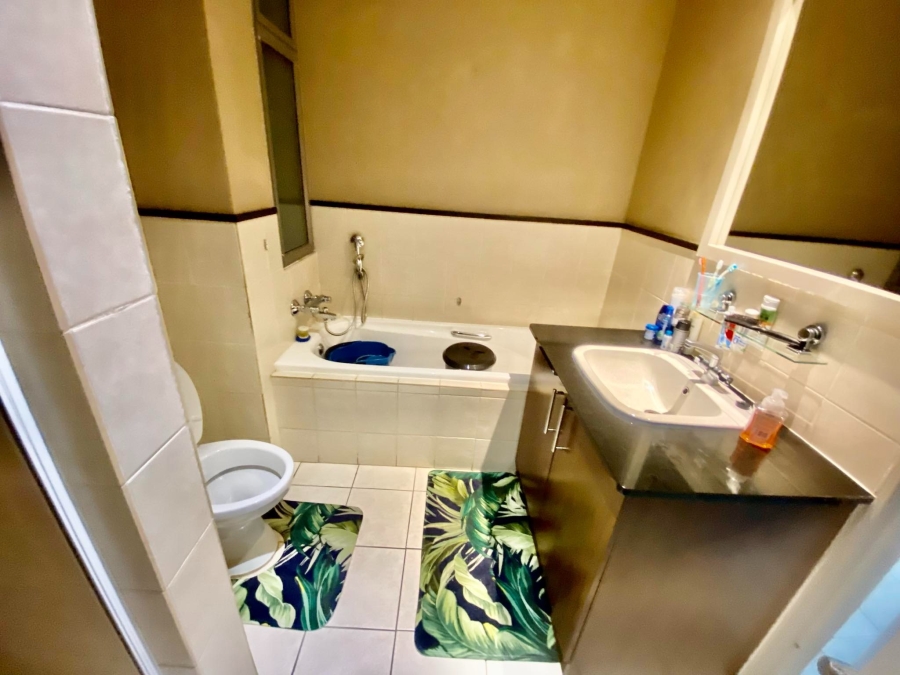 To Let 2 Bedroom Property for Rent in Morningside Gauteng