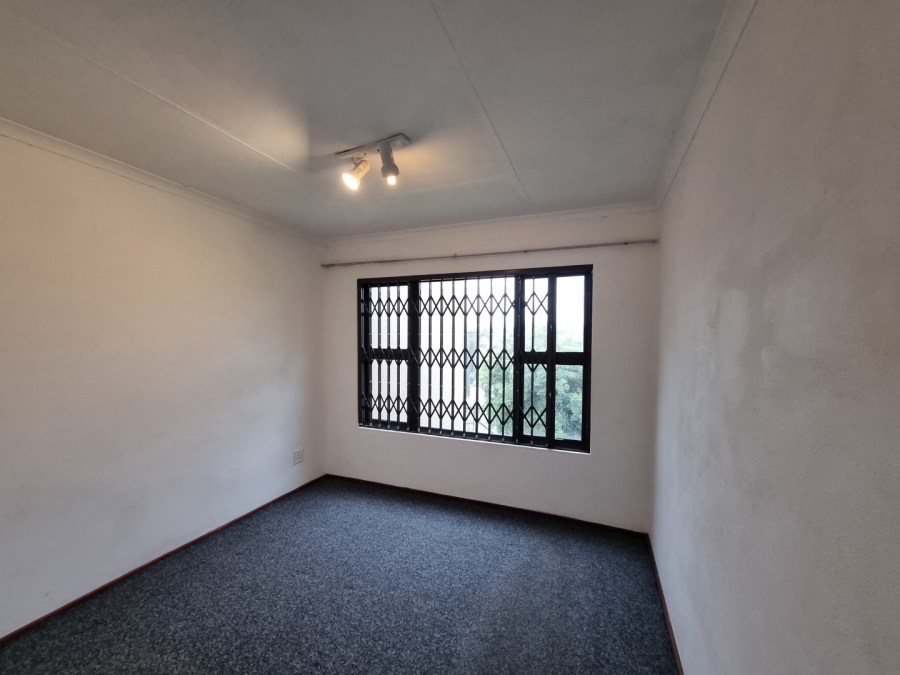 1 Bedroom Property for Sale in President Ridge Gauteng