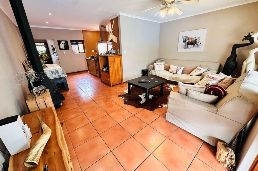 2 Bedroom Property for Sale in Lonehill Gauteng