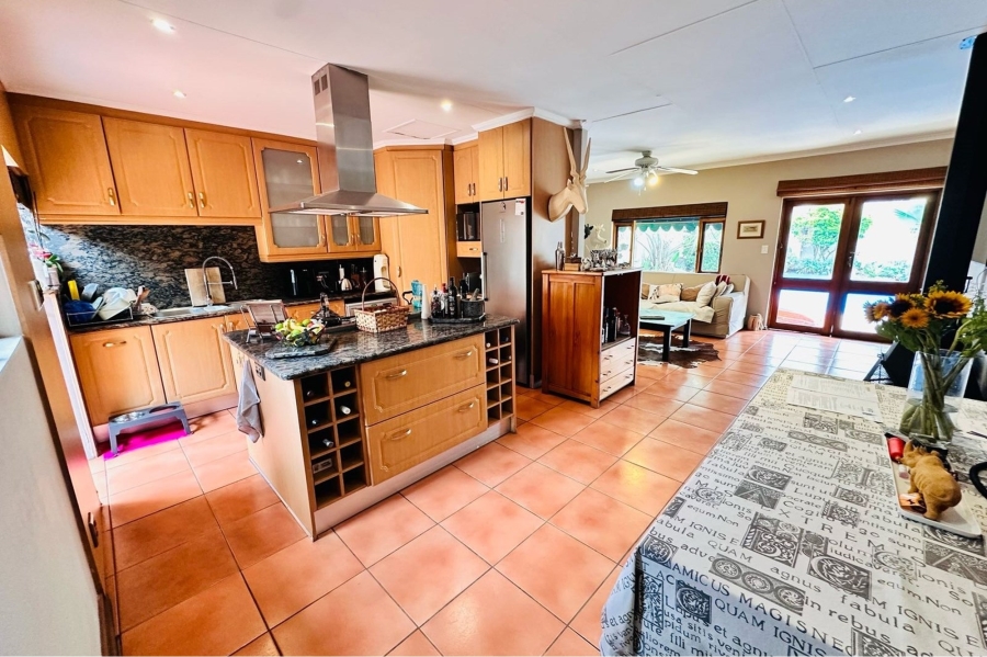 2 Bedroom Property for Sale in Lonehill Gauteng