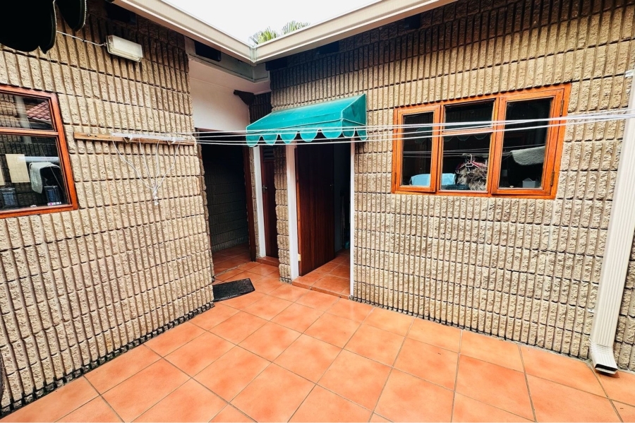 2 Bedroom Property for Sale in Lonehill Gauteng