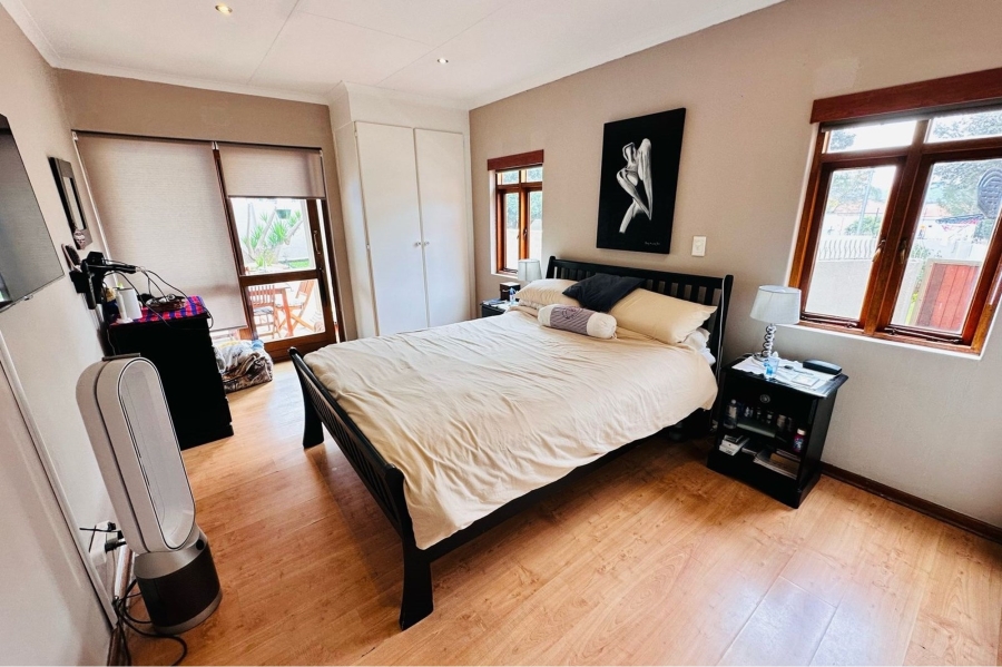 2 Bedroom Property for Sale in Lonehill Gauteng