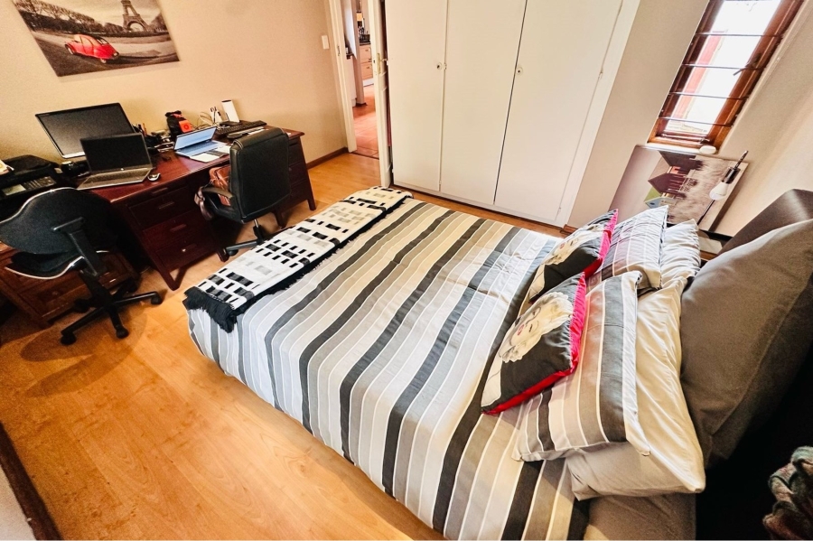 2 Bedroom Property for Sale in Lonehill Gauteng