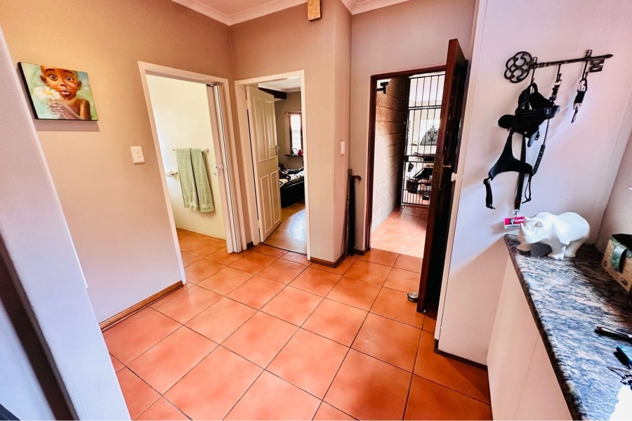 2 Bedroom Property for Sale in Lonehill Gauteng