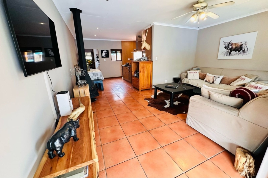 2 Bedroom Property for Sale in Lonehill Gauteng