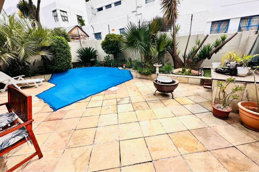 2 Bedroom Property for Sale in Lonehill Gauteng
