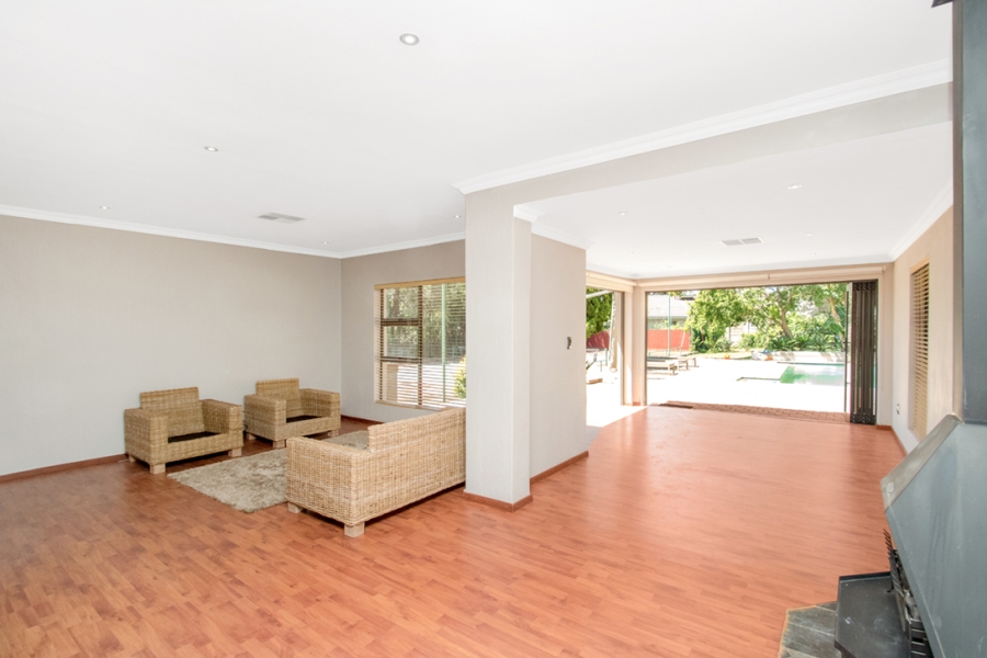 3 Bedroom Property for Sale in Morningside Manor Gauteng