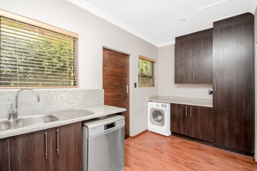 3 Bedroom Property for Sale in Morningside Manor Gauteng