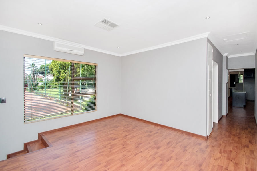 3 Bedroom Property for Sale in Morningside Manor Gauteng
