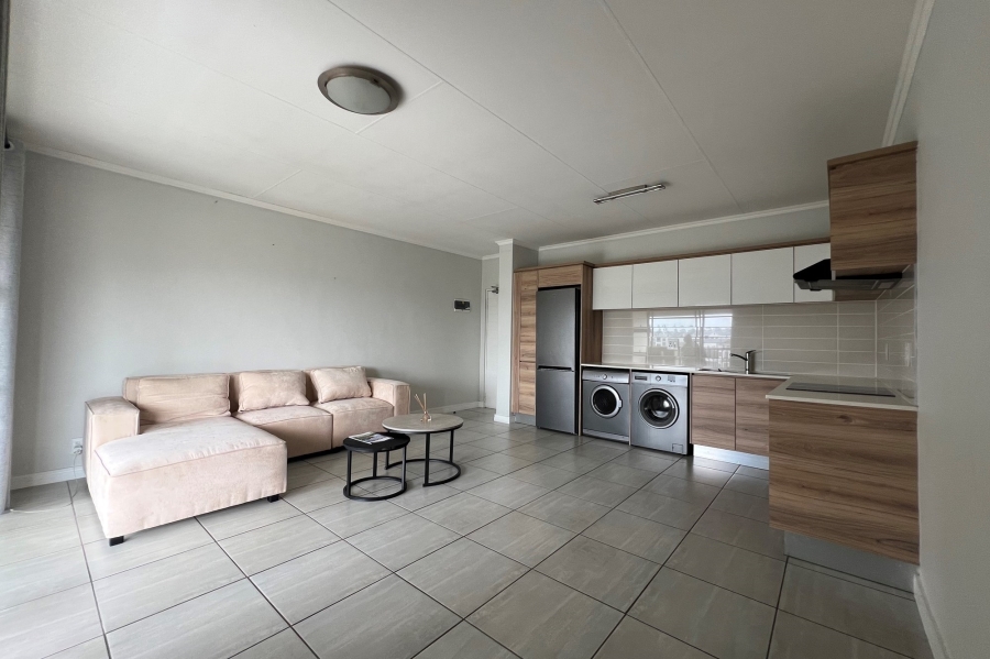 1 Bedroom Property for Sale in Waterfall Gauteng