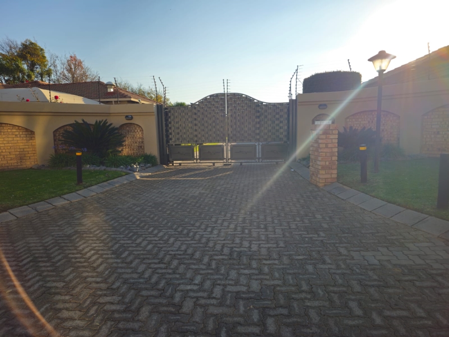 3 Bedroom Property for Sale in Jansenpark Gauteng