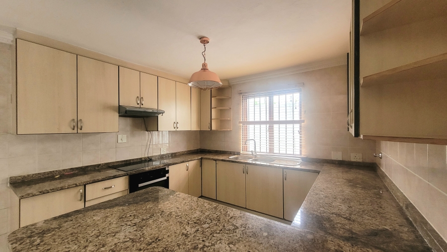 To Let 3 Bedroom Property for Rent in Halfway Gardens Gauteng