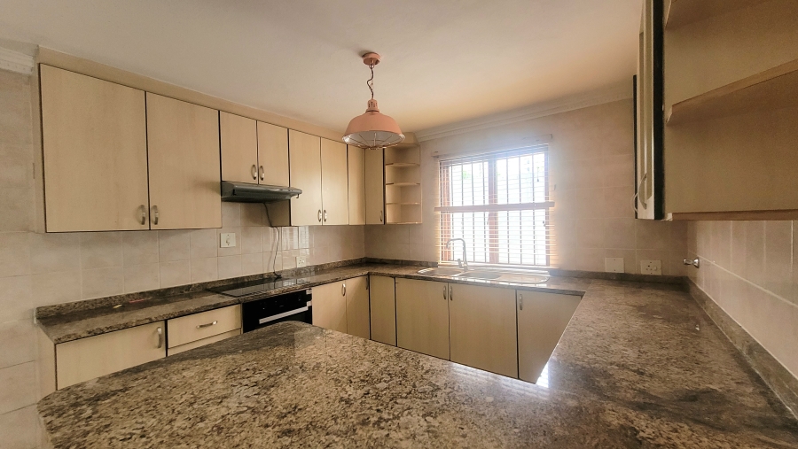 To Let 3 Bedroom Property for Rent in Halfway Gardens Gauteng