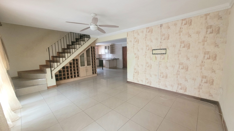 To Let 3 Bedroom Property for Rent in Halfway Gardens Gauteng