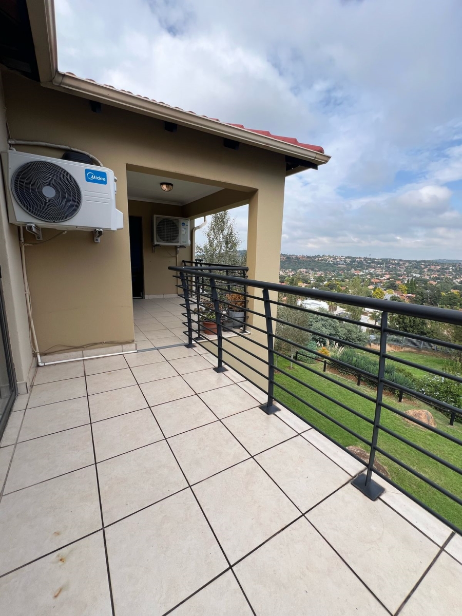 2 Bedroom Property for Sale in Bassonia Rock Gauteng